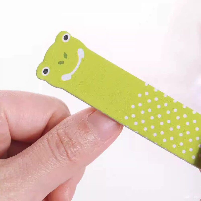 Cute Frog-Shaped Nail Art Stickers, Green Polka Dot Manicure Tools, Portable Nail Art Device Cute Frog-Shaped Nail Art Stickers, Green Polka Dot Manicure Tools, Portable Nail Art Device
