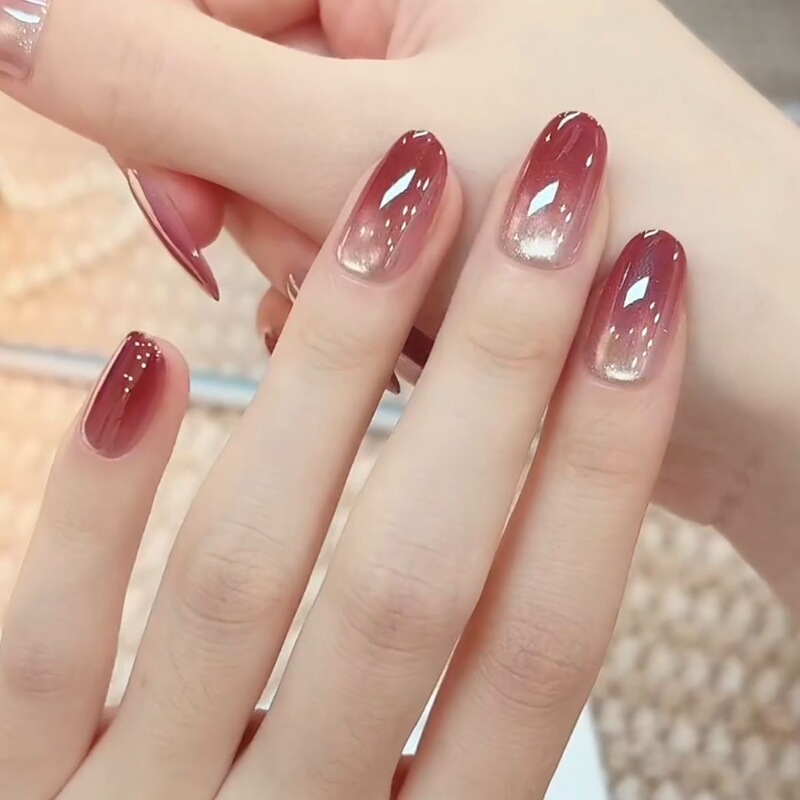 Autumn and Winter Gradient Hot-Selling Handmade Glass Bead Cat-Eye Nail Art, Wearable, Elegant, Complexion-Enhancing, Detachable, High-End
