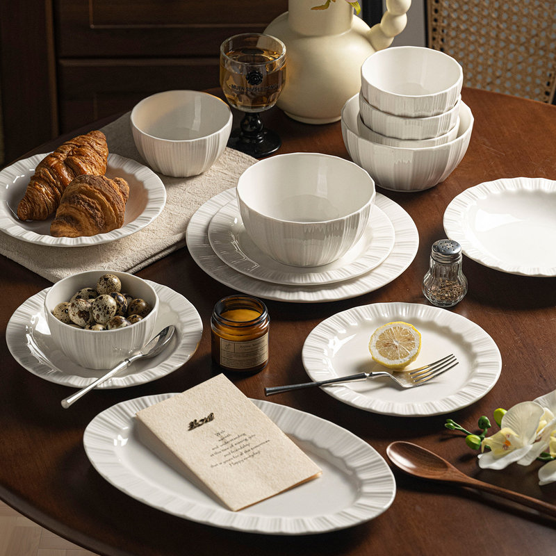 White Tableware Bowl and Plate Home Set 2026 New Model for Moving into a New Home, High-End Ceramic Bowlware with Underglaze Color Plates