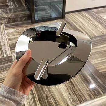 Modern Italian Minimalist Stainless Steel Cigar Ashtray Ornament for Tea Room, Study, Light Luxury Home Decor, Soft Furnishings