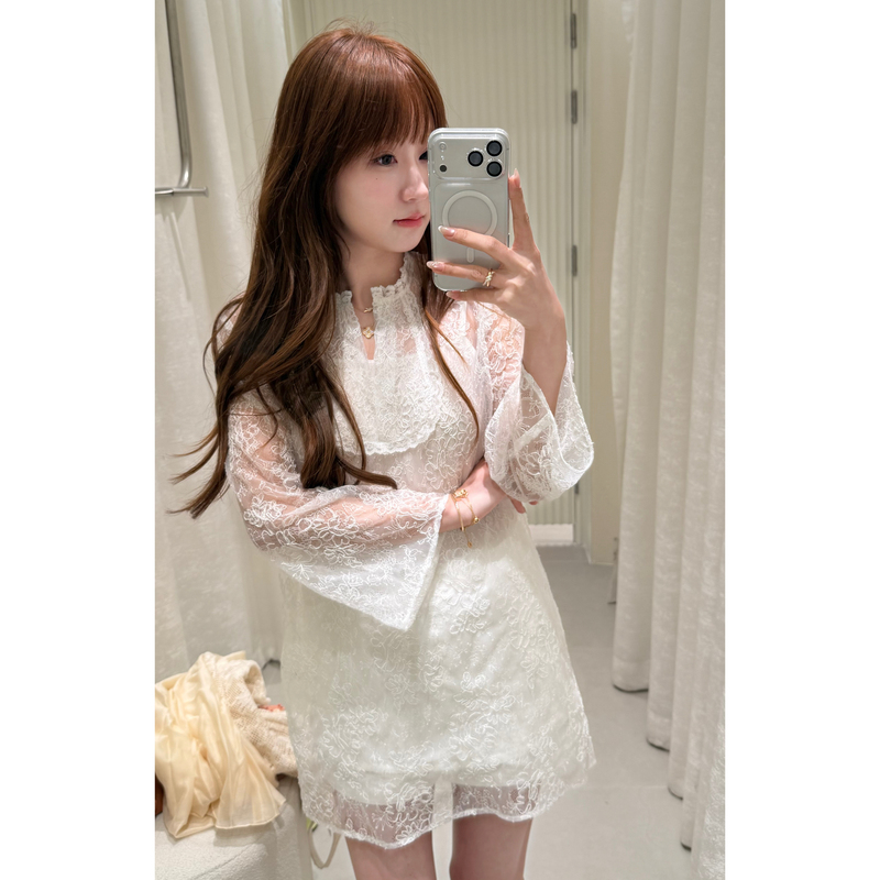 Akina Black Label Series "Palace Rose" Heavyly Crafted Handmade Boned Lace Limited Edition Dress