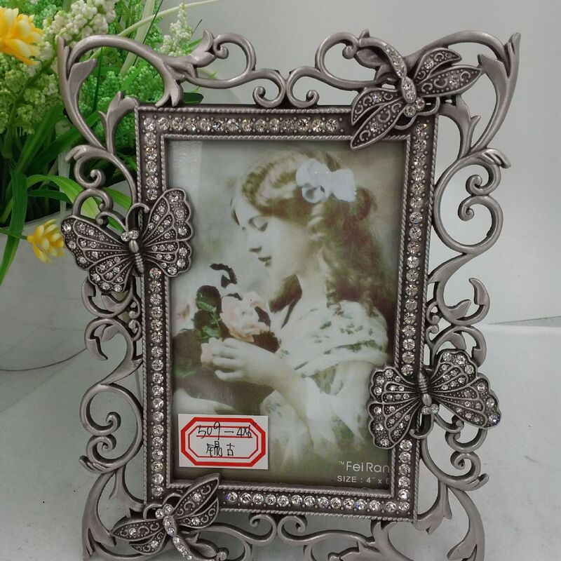 The Manufacturer Offers Large Quantities of Antique Bronze-Colored 7inch Photo Frames, Studio Photo Frames, and Alloy Photo Frames at Discounted Prices