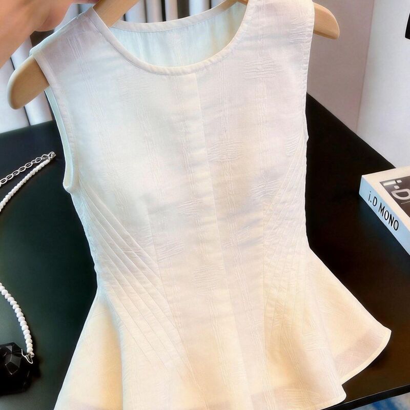 Korean-Style High-End White Sleeveless Top for Women, 2026 Summer New Design, Slimming, Elegant and Versatile Korean-Style High-End White Sleeveless Top for Women, 2026 Summer New Design, Slimming, Elegant and Versatile