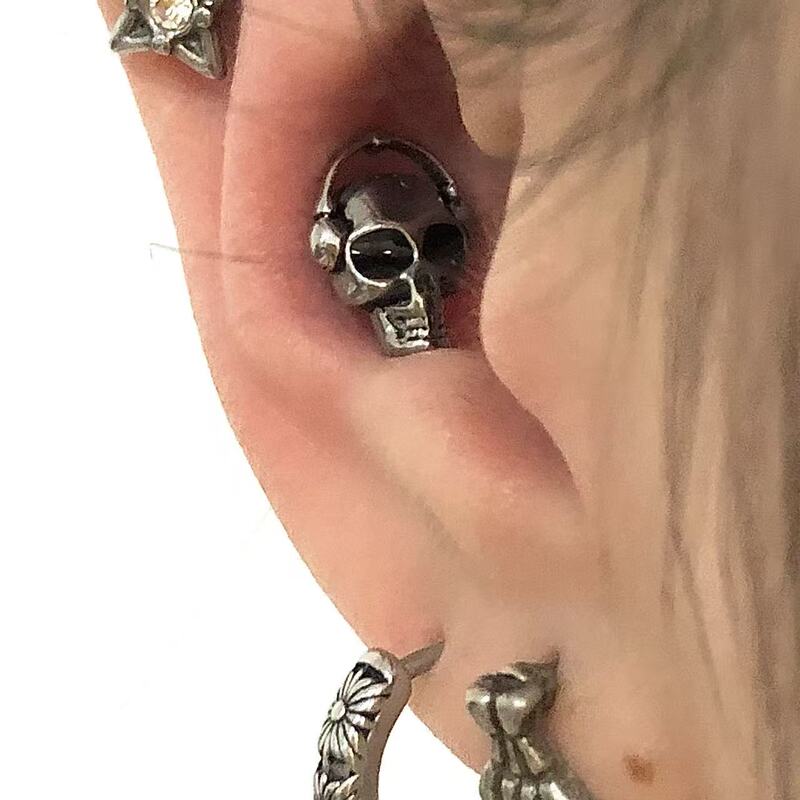 Whoseearrings Skull Ear Studs Titanium Steel Earrings 1.2mm Thick Rod Earrings Whoseearrings Skull Ear Studs Titanium Steel Earrings 1.2mm Thick Rod Earrings