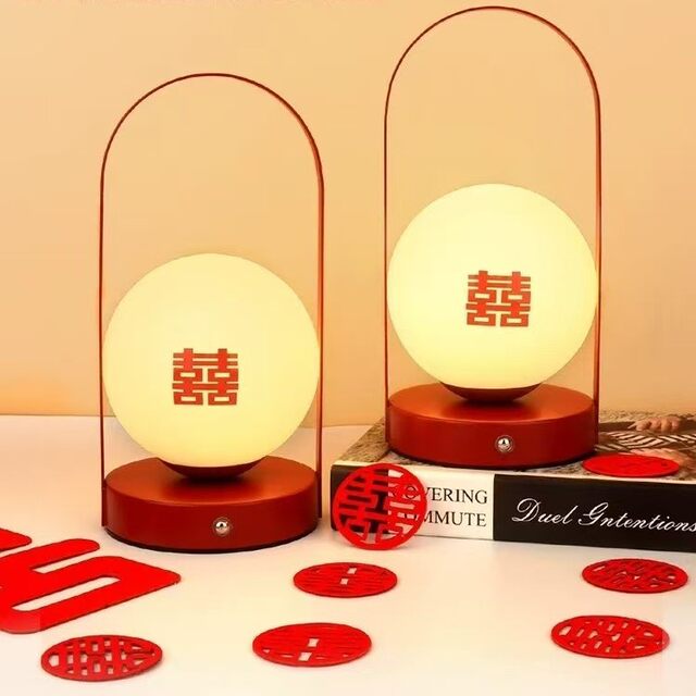 A Pair of Everlasting Wedding Lamps