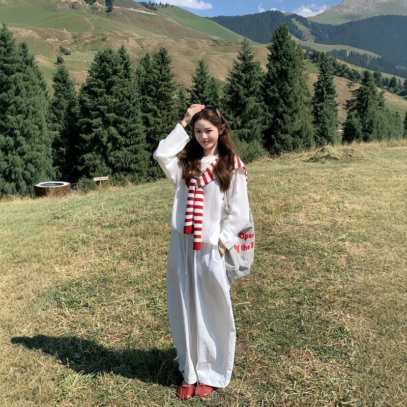 Korean Style Casual Sportswear Set for Women, Autumn Loose Fit, Fashionable Pure Cotton White Sweatshirt and Long Pants, Casual Two-Piece Set