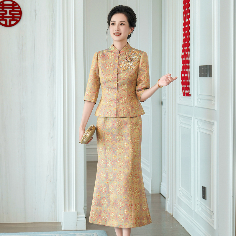 Elegant Mother-Of-The-Bride Dress for Wedding Banquet, Noble and Youthful, 2026 New Autumn High-End Luxury Wedding Dress for Mother-In-Law