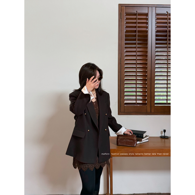 Jojo's Private Clothing |   Fine Wool Handmade Suit for Plus-Size Women, Autumn Slimming Double-Breasted Coat Mk15430