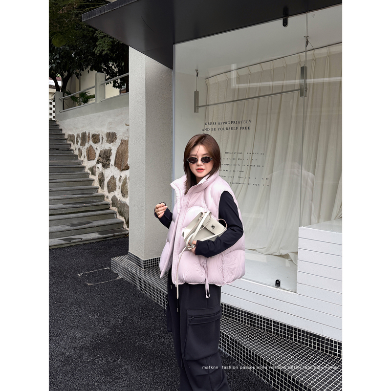 Jojo's Private Clothing | 90% White Duck down Geometric Quilted Plus-Size Slimming Lightweight Soft Puff down Vest Mk15602 Jojo's Private Clothing | 90% White Duck down Geometric Quilted Plus-Size Slimming Lightweight Soft Puff down Vest Mk15602