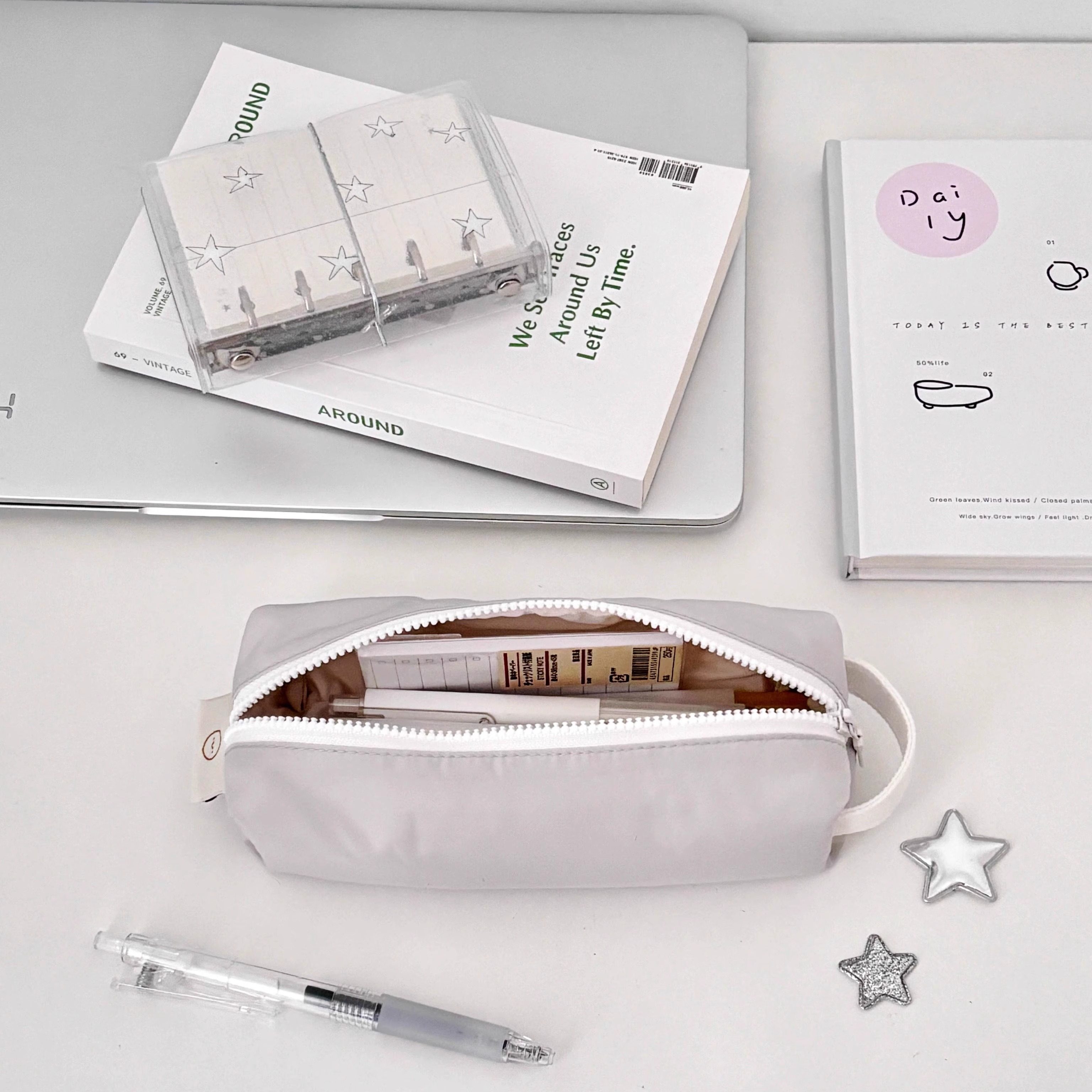 2025 Trending Stationery Box, Cream-Colored Small Square, Soft and Drop-Resistant, Storage Pencil Case, Lightweight and Simple, Japanese-Style Stationery Box