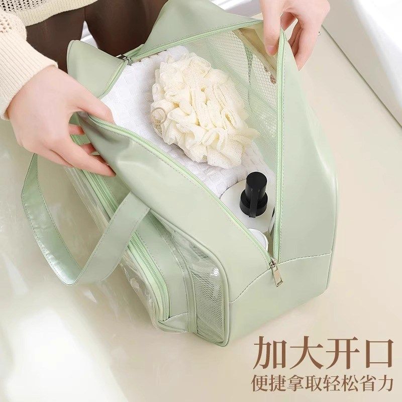 选择一款合适的游泳包，防水性能好还是EVA材质更适合？2025消费升级趋势下女性♀️如何挑选泳装收纳袋？