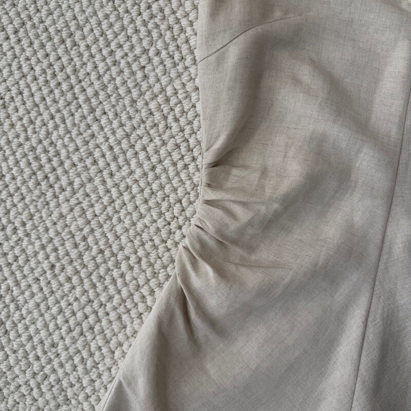 Fabric Lovers Can'T Get Enough! Italian S0Lbiati Linen, Pleated Waist, Elegant and Slimming Dress Fabric Lovers Can'T Get Enough! Italian S0Lbiati Linen, Pleated Waist, Elegant and Slimming Dress