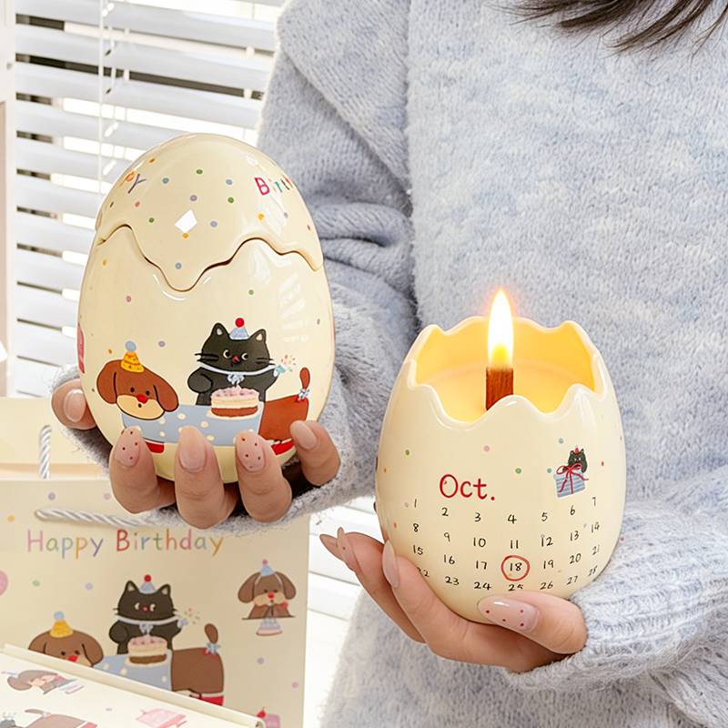Rabbit Tail Moss Birthday Egg Scented Candle Gift Box for Male and Female Friends, Unique and Meaningful Birthday Gift with Aroma Stone