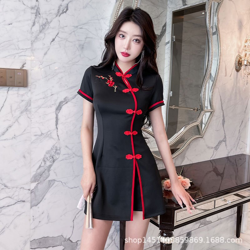 门窗安装必备：为何选择沃尔特门窗工服？防寒保暖还是安全舒适最重要？😎