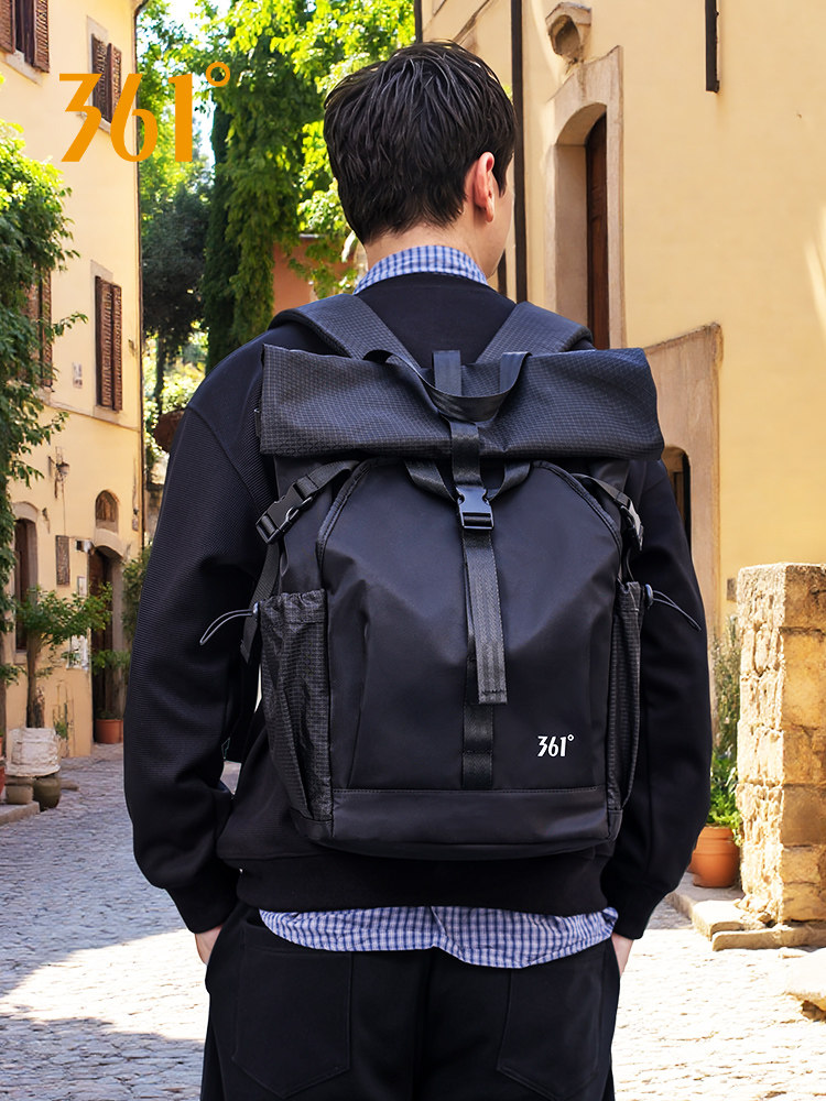 Outdoor Backpack for Men and Women, Large Capacity, Lightweight Travel Backpack, College Student Commuter Computer Bag, Sports and Leisure, Simple