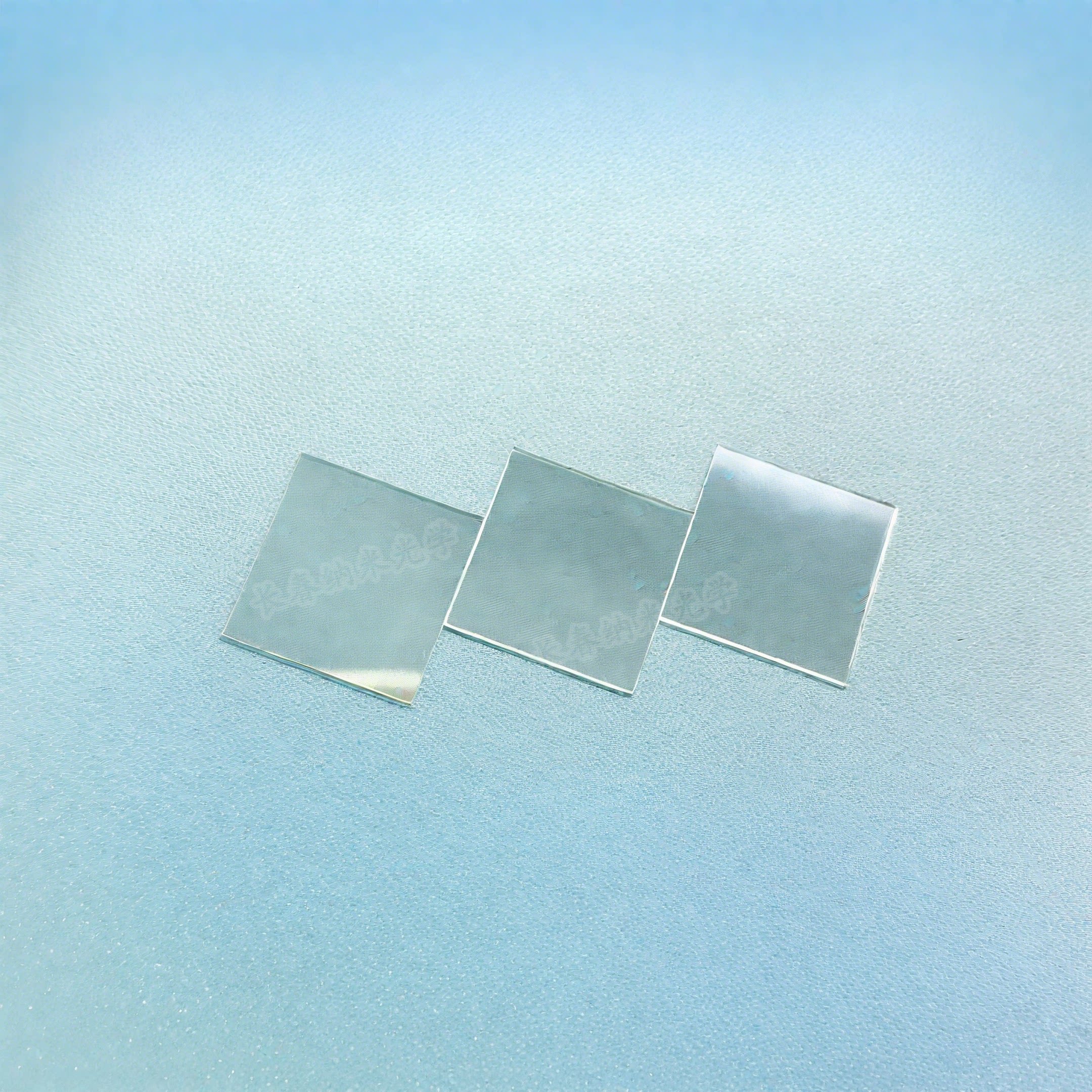 分光平片尺寸30x30x1.1mm光学玻璃30T:70R用于相机