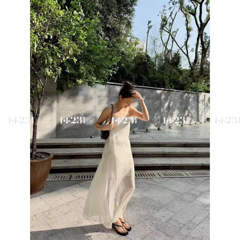1423【Jeju Island Lazy Style】High-Quality Structured Tube Top Dress, Minimalist Slimming Korean-Style Atmospheric Dress