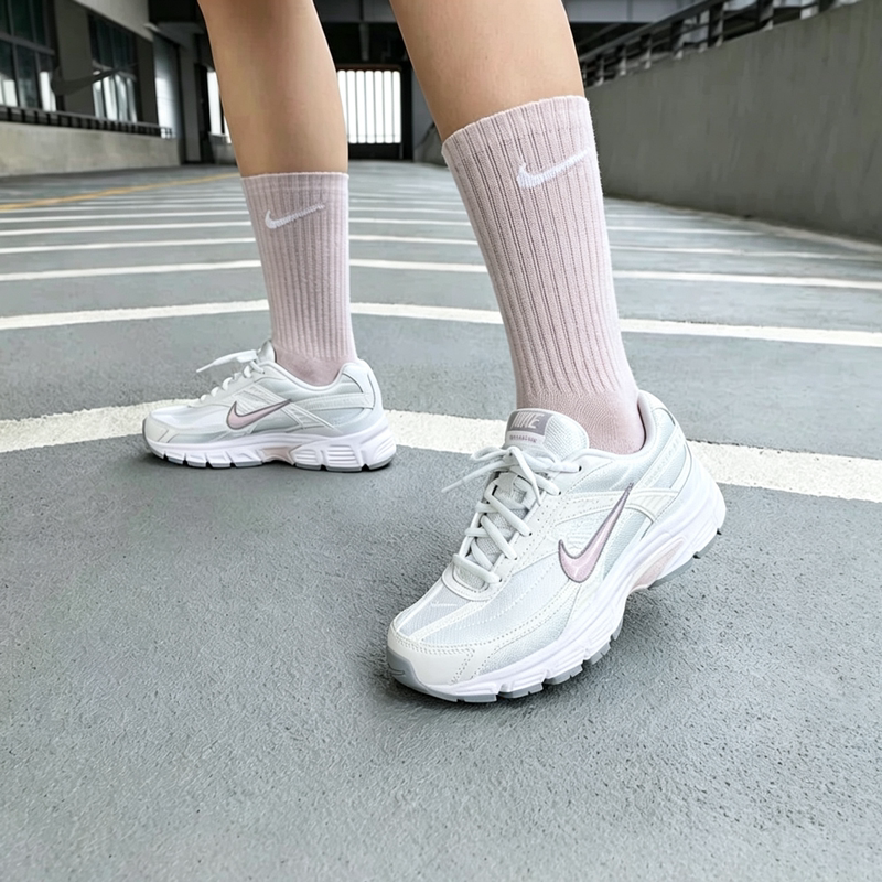Nike Women's Breathable Mesh Lightweight Cushioning Casual Sports Shoes Running Shoes 394053/Hq1511 Nike Women's Breathable Mesh Lightweight Cushioning Casual Sports Shoes Running Shoes 394053/Hq1511