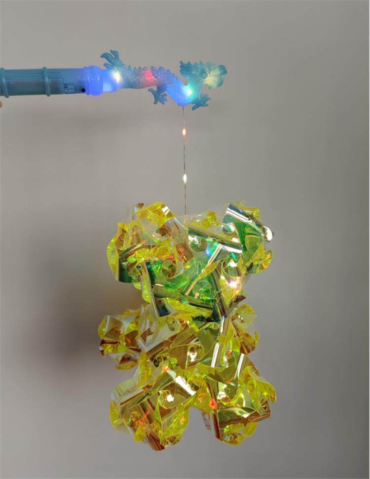 Китайский фонарик 国庆节3d立体动物炫彩镭射手提花灯材料片儿童手工diy灯笼摆摊