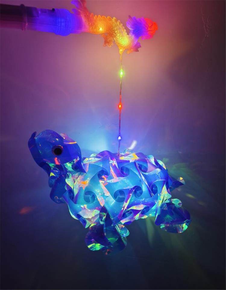 Китайский фонарик 国庆节3d立体动物炫彩镭射手提花灯材料片儿童手工diy灯笼摆摊