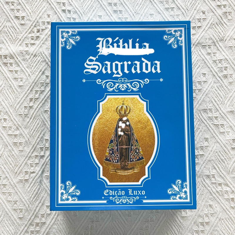 Portuguese Original Edition Sagrada Deluxe Hardcover Collector's Edition Edição Luxo Our Lady Aparecida Classic Reading Material for Home Collection and Gift-Giving Portuguese Original Edition Sagrada Deluxe Hardcover Collector's Edition Edição Luxo Our Lady Aparecida Classic Reading Material for Home Collection and Gift-Giving
