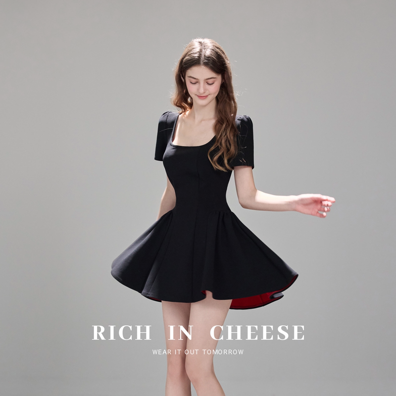 Rich in Cheese Black and Red Hepburn High-End Designer Sexy and Elegant Color-Block Waist-Cinching Red Bottom Skirt