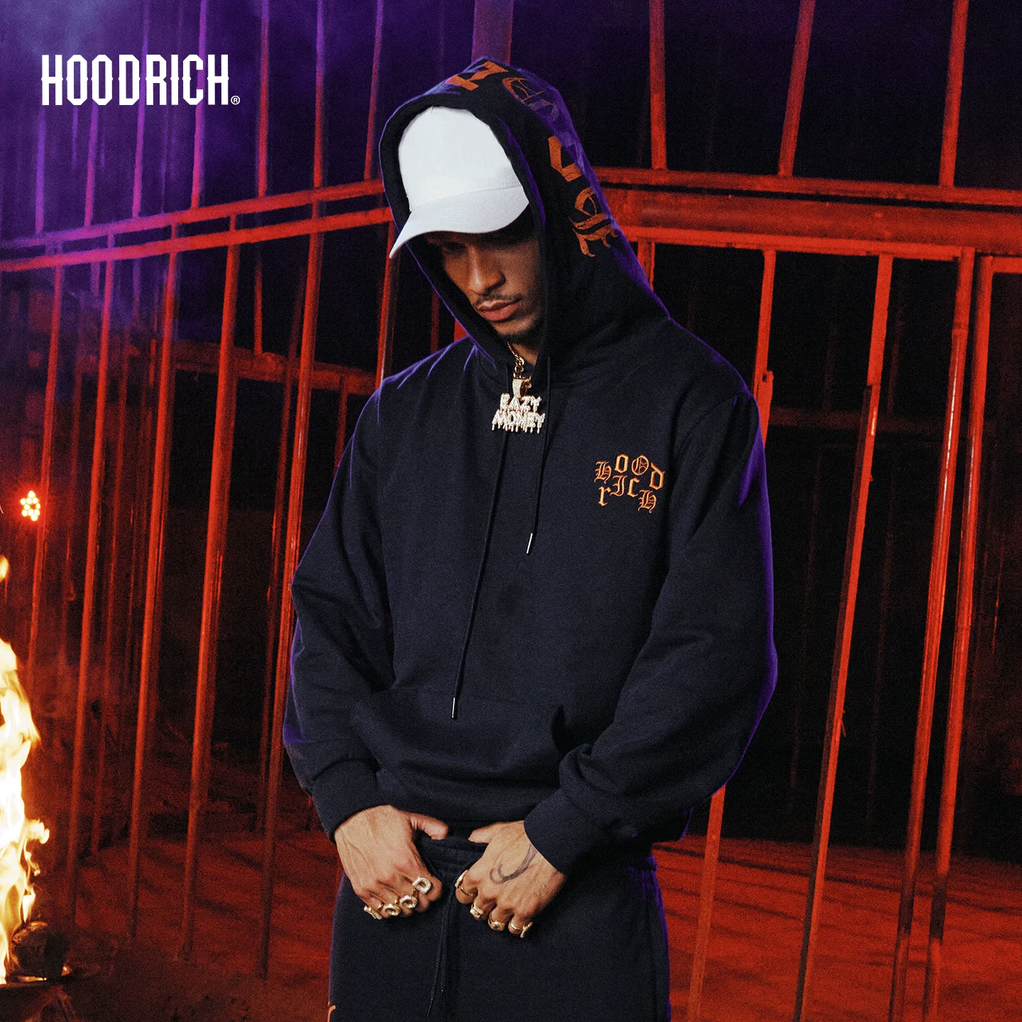 Худи HOODRICH оранжевые спортивные осенью с капюшоном для отдыха, с вышивкой, утяжка