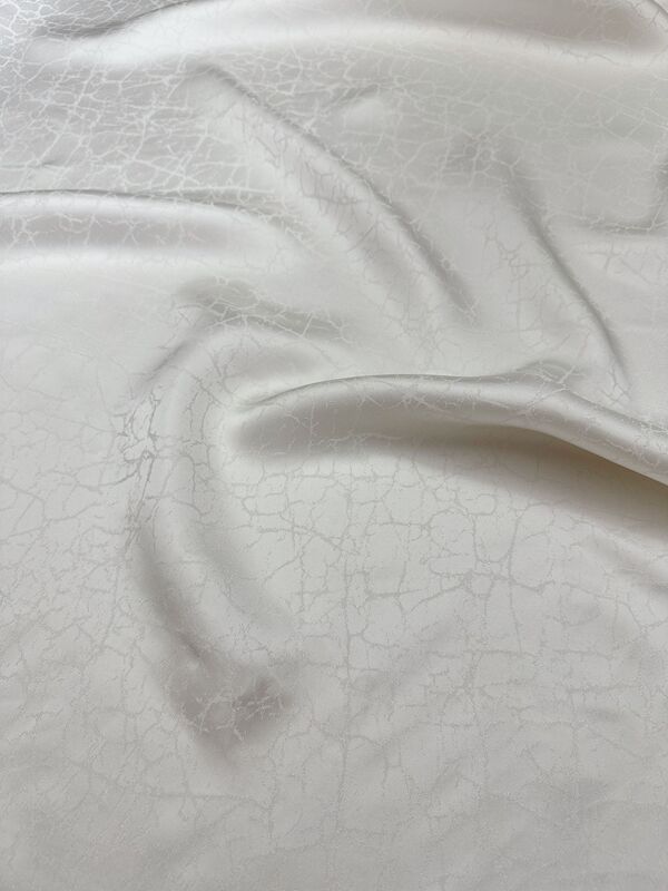 (White Crackle Pattern) 40mm High-End New Chinese Style Cassava Silk Clothing Fabric Jacquard Fabric Remnants Summer Material (White Crackle Pattern) 40mm High-End New Chinese Style Cassava Silk Clothing Fabric Jacquard Fabric Remnants Summer Material