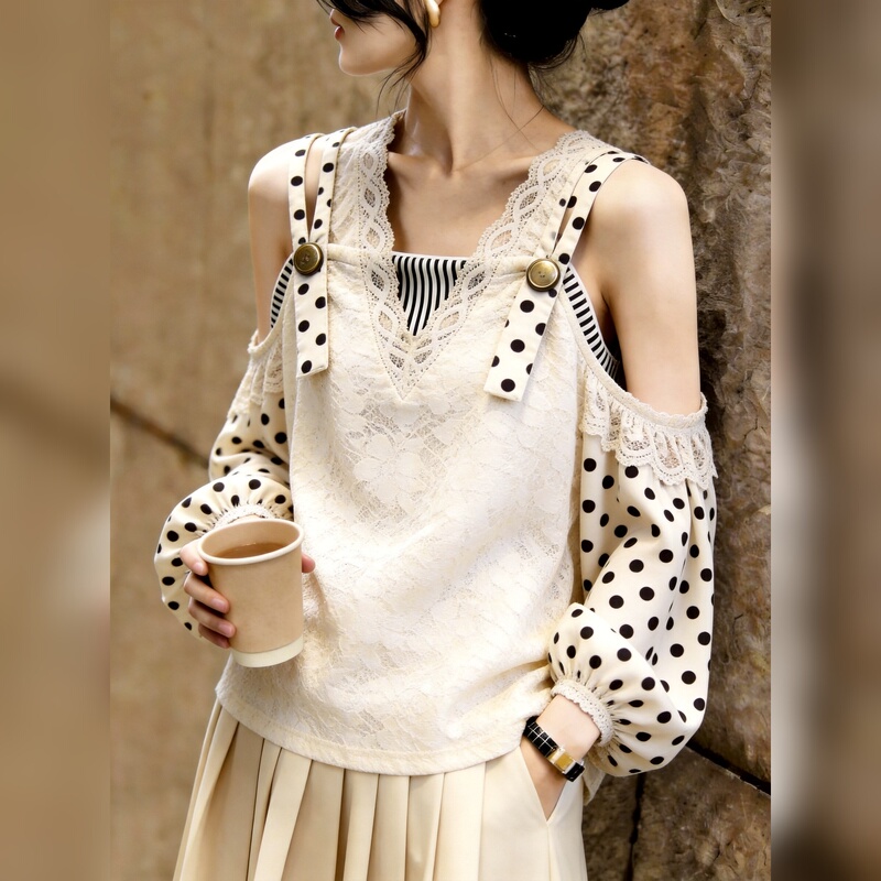Niche Lace Off-Shoulder Top for Women, Loose Fit, Age-Reducing, Polka Dot Patchwork, Apricot Color, Fashionable Casual, New Autumn 2026 Style Niche Lace Off-Shoulder Top for Women, Loose Fit, Age-Reducing, Polka Dot Patchwork, Apricot Color, Fashionable Casual, New Autumn 2026 Style