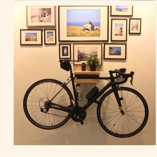 自行车挂架墙壁挂钩爱骑驿挂壁式停车架公路车实木艺术.室内挂车