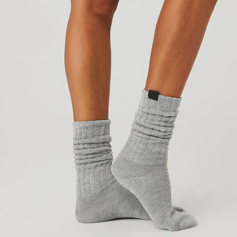 European and American Style Trendy Yoga Socks, Soft and Breathable Knitted Sports Versatile Ultra-Thick Layered Socks, Slouch Socks