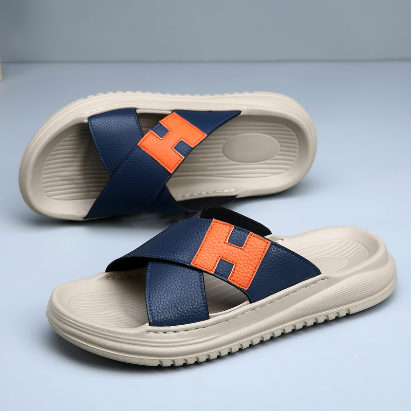 Lightweight Slippers with a Stepping-On-Clouds Feel, Men's Outdoor Summer Breathable Genuine Leather Beach Shoes, Fashionable Casual Shoes, Soft-Soled Sandals Lightweight Slippers with a Stepping-On-Clouds Feel, Men's Outdoor Summer Breathable Genuine Leather Beach Shoes, Fashionable Casual Shoes, Soft-Soled Sandals