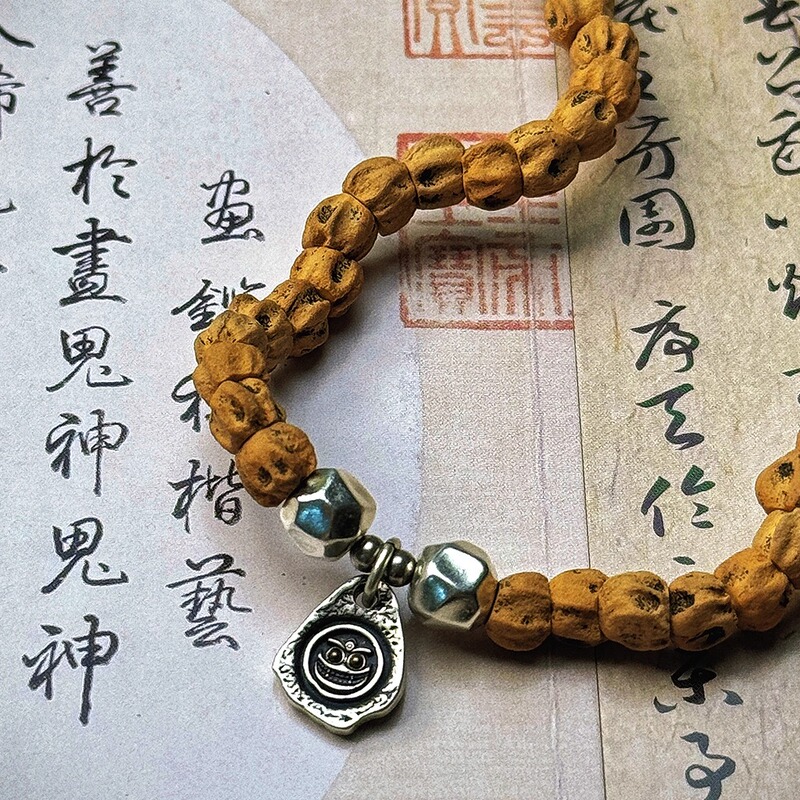 【Yixiang Wenwan】Original Handmade DIY High-End Jewelry Amber and Beeswax Accessories 【Yixiang Wenwan】Original Handmade DIY High-End Jewelry Amber and Beeswax Accessories