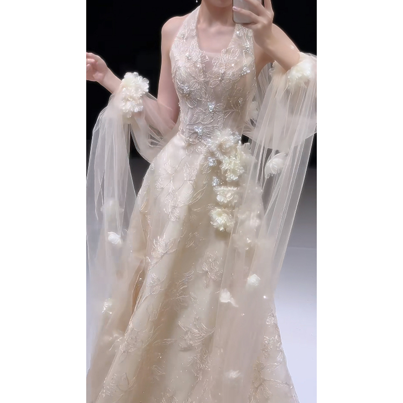 French Halter Neck Banquet Evening Dress 2026 New Champagne Color Super Fairy Student Coming-Of-Age Ceremony Birthday Party Princess Dress French Halter Neck Banquet Evening Dress 2026 New Champagne Color Super Fairy Student Coming-Of-Age Ceremony Birthday Party Princess Dress