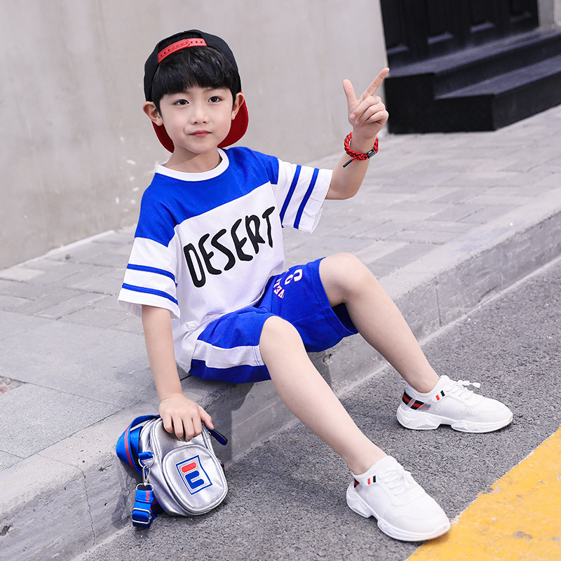 Boy's summer clothing suit 2022 new children short sleeve Ocean Sport Summer CUHK Tong Summer Shuai Qi Tide Clothes