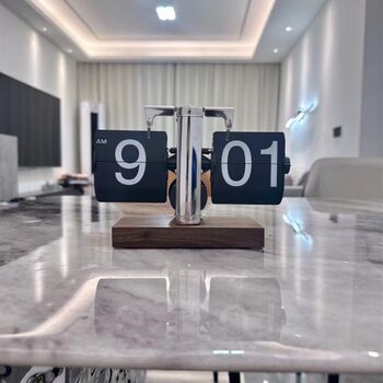 Create personalized retro mechanical automatic page clock desktop pendulum machine home digital clock table clock