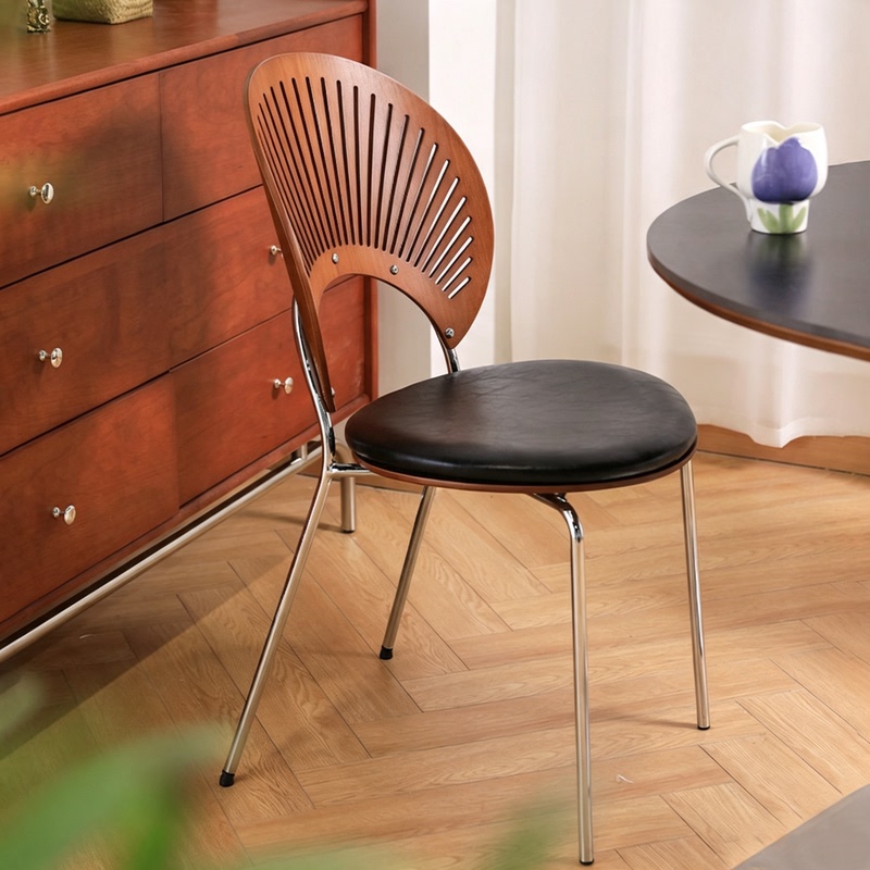 Trendy Shell Chair, Vintage-Style Solid Wood Dining Chair, Retro Dining Table and Chair Set, Designer Chair for Home Use, Instagram-Style Sun Chair Trendy Shell Chair, Vintage-Style Solid Wood Dining Chair, Retro Dining Table and Chair Set, Designer Chair for Home Use, Instagram-Style Sun Chair
