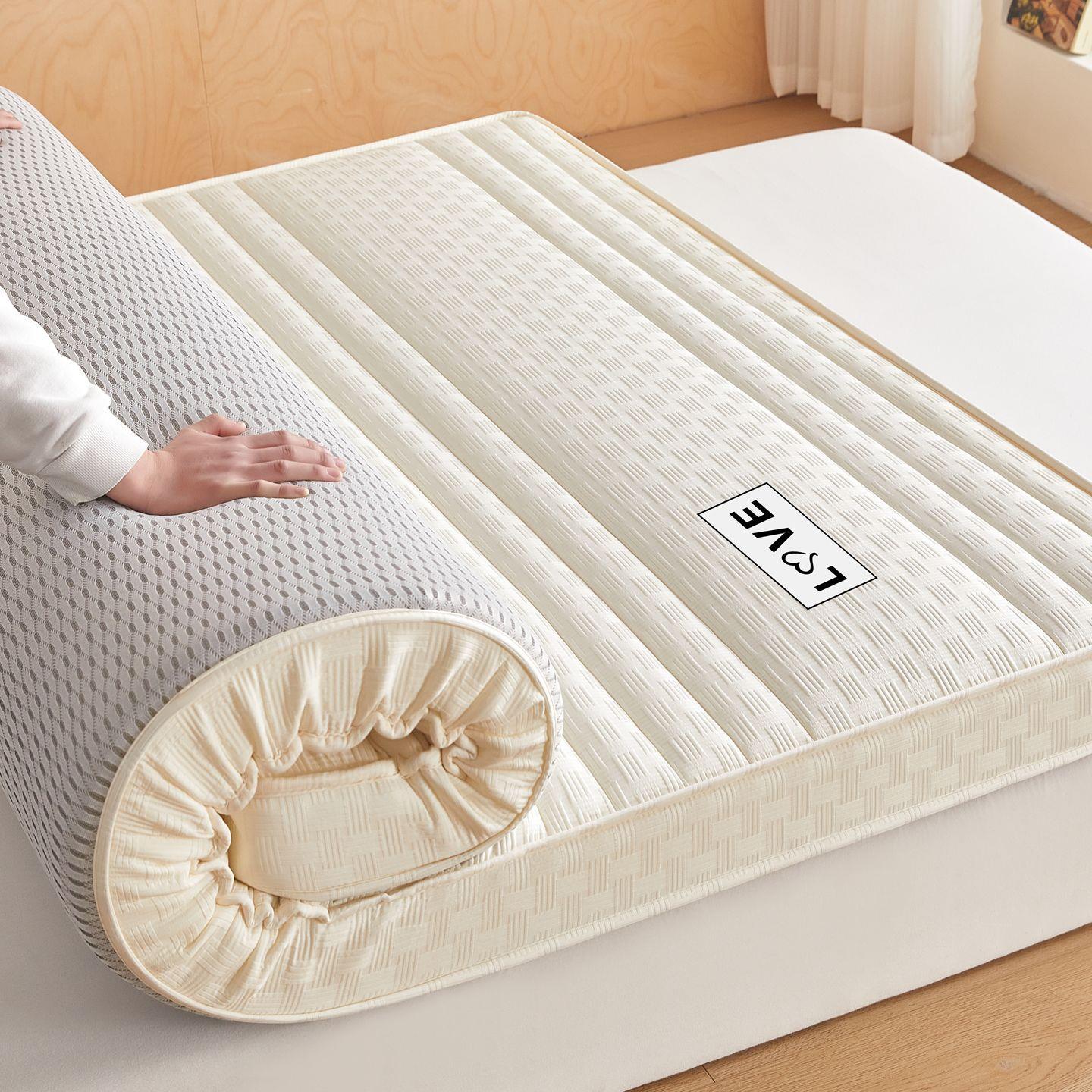 加厚床垫：宿舍里的睡眠新革命