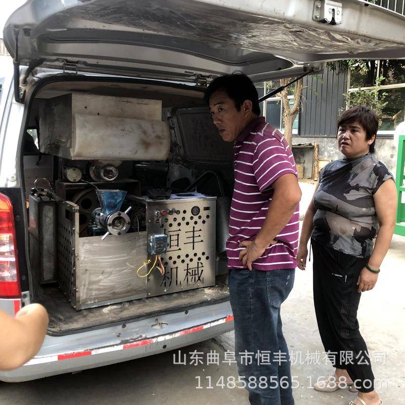 Multifunctional small puffing machine Qingdao corn rice food puffing machine box type twist puffing machine