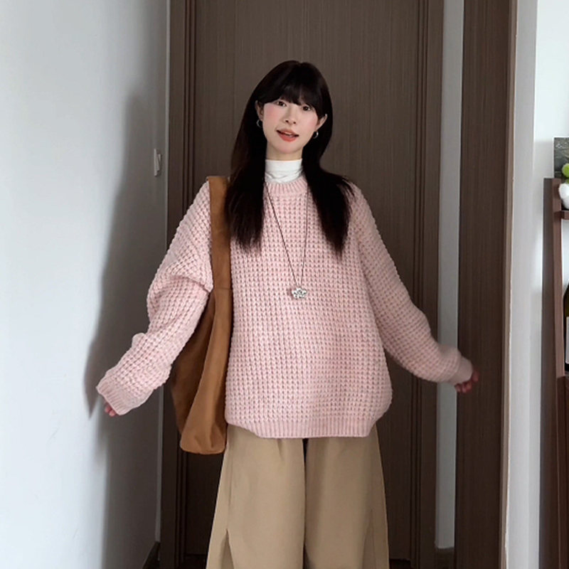 This Year's Trendy Hot-Selling Pink Loose-Fitting Lazy-Style Knit Sweater, 2026 Early Autumn New Model, Super Stylish Sweater Top for Women