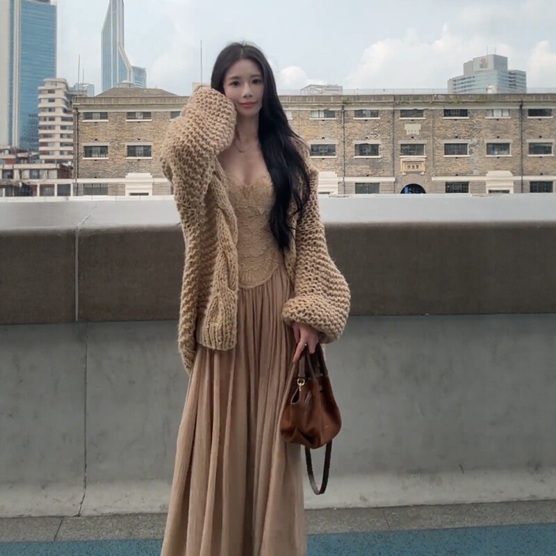 Chanel-Style Loose and Relaxed Vibe Khaki Knitted Cardigan 2026 Early Autumn New Women's Sweater Top