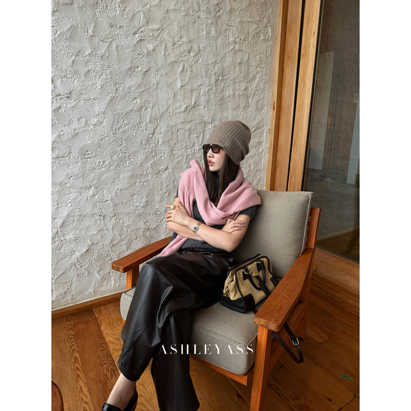 Ashleyass "Gray Gray Pink" Pure Sheep Wool Rolled Edge Round Neck Loose Batwing Sleeve Knit Top for Women Ashleyass "Gray Gray Pink" Pure Sheep Wool Rolled Edge Round Neck Loose Batwing Sleeve Knit Top for Women