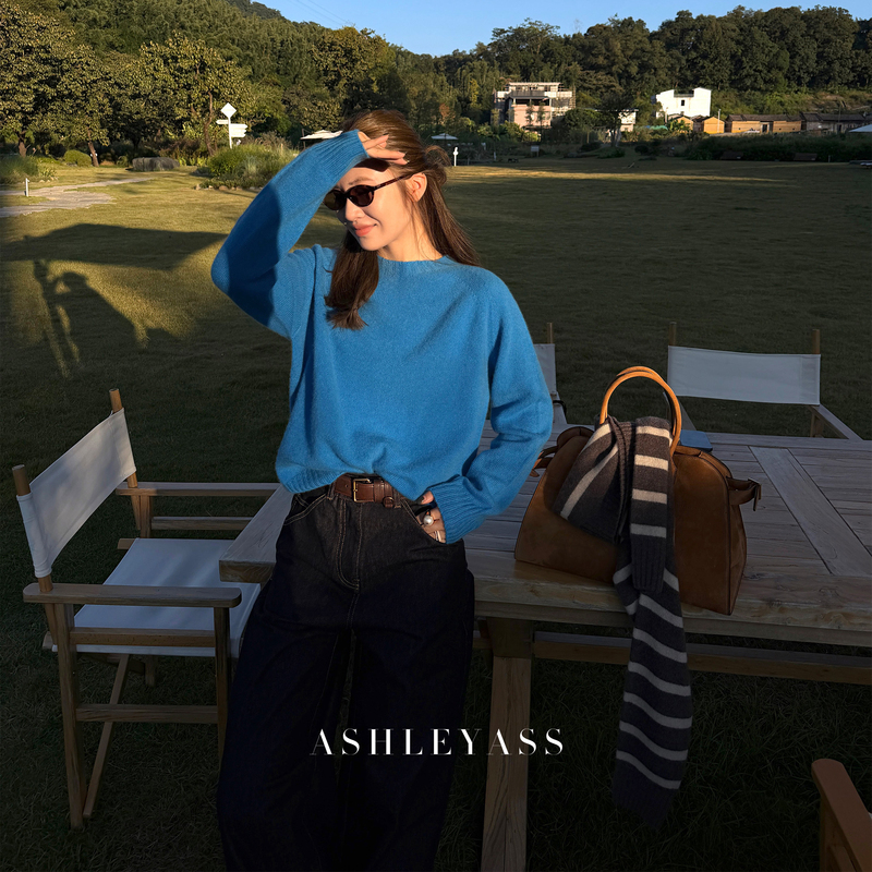 Asyleyass "Weekend Sweater" 100% Cashmere Seamless One-Piece 7-Color Knitted Crew Neck Sweater for Women Asyleyass "Weekend Sweater" 100% Cashmere Seamless One-Piece 7-Color Knitted Crew Neck Sweater for Women