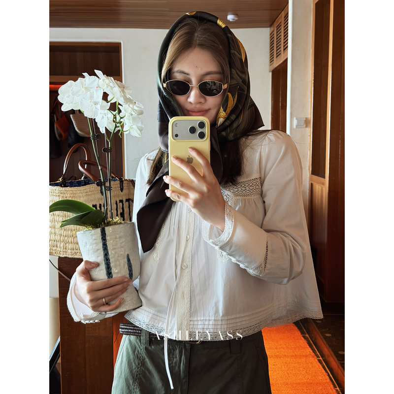 Ashleyass "Graceful Daily Life" White Heavy-Duty Hollow Lace Patchwork Accordion Pleated Tank Top/Long-Sleeve Shirt