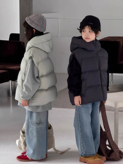 German Razt Brand Store Children's New Winter down Vest Thickened Hooded Vest Jacket for Boys and Girls