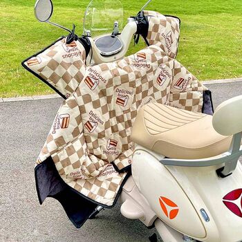 High-looking electric car windshield quilt with velvet and thickening in winter, universal waterproof battery car leggings for all seasons to protect against wind and cold