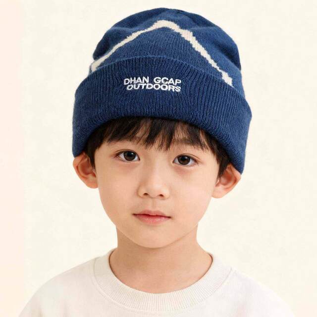 Children's woolen hat for boys and girls in autumn and winter, warm and cold hat, outdoor mountaineering and skiing, versatile ear protection knitted hat, trendy brand