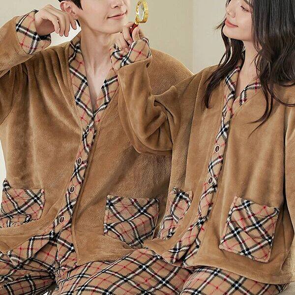 Couple's Pajamas for Women, Coral Fleece, Thickened and Fleece-Lined for Autumn and Winter, Can Be Worn Outside, Flannel Men's Loungewear Set for Winter