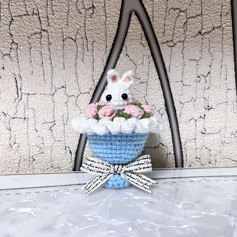 Crocheted wool hidden ring box, mini bouquet gift box, surprise earring box, birthday gift for boyfriend and girlfriend