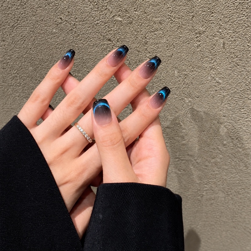 Dark Aurora Blue Crescent Moon Wearable Nails Medium Long Square Shape Transparent Gradient Niche Cool Finished Fake Nail Stickers